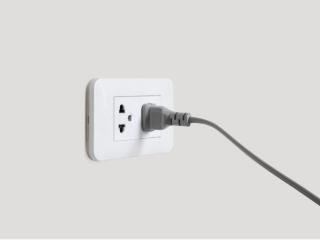 Điều gì xảy ra khi cắm nhầm máy giặt Nhật bãi vào ổ điện 220V?
