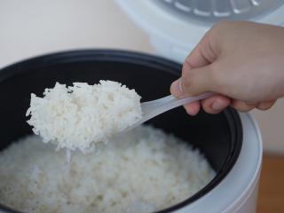 Chú ý khi sử dụng chức năng nấu nhanh trên nồi cơm điện Nhật